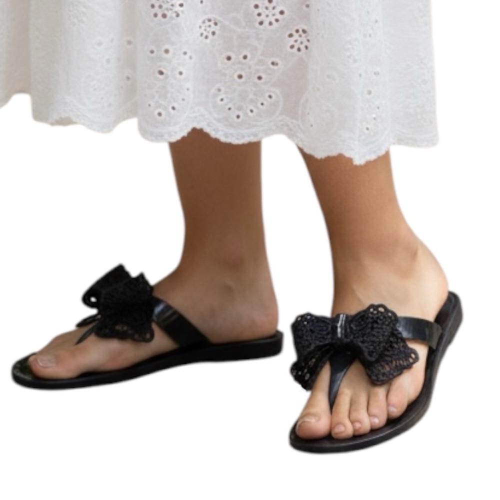 Salvatore Ferragamo Pandy Black Bow Jelly Sandals